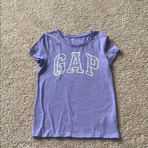 Girl’s Gap shirt
